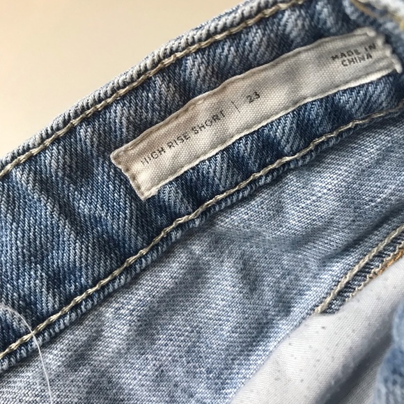 Cute Pacsun Super Distressed Shorts - Picture 3 of 3